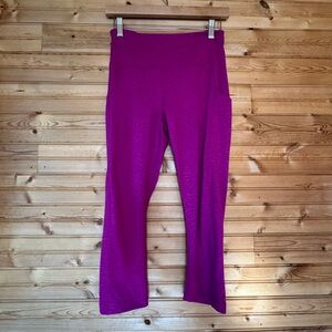 Athleta Leggings Capris High-Waisted Magenta Women’s size 26 Workout Yoga
